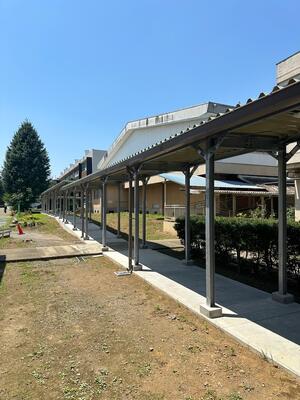 小中学校間渡り廊下1