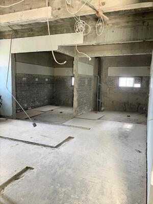 東校舎３階（トイレ）